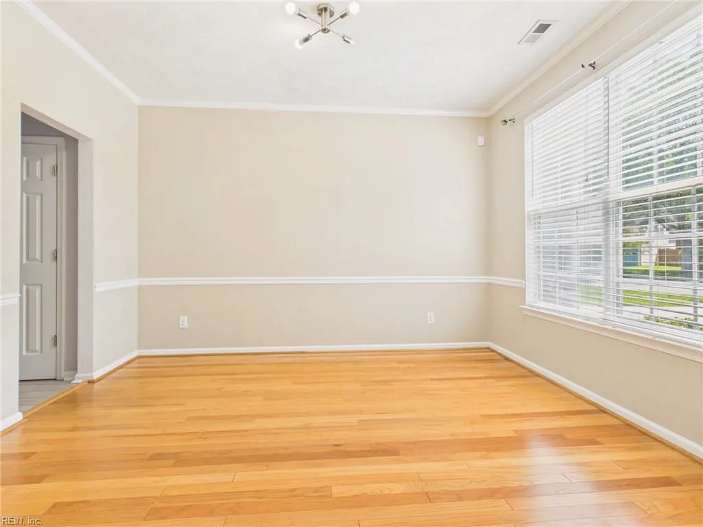 2428 Annie CIR, CHESAPEAKE VA 23323 thumb 11