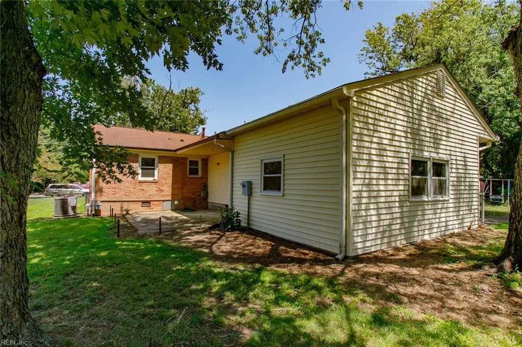 36 Woodbury Forrest DR, HAMPTON VA 23666 thumb 12