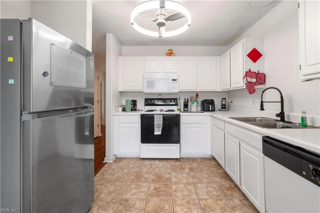 4605 Woodmark TRL, CHESAPEAKE VA 23321 thumb 12