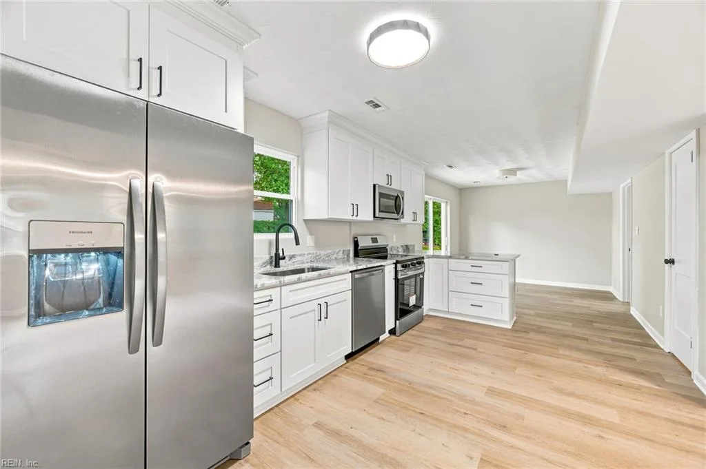 808 Holly Hedge AVE, VIRGINIA BEACH VA 23452 thumb 6