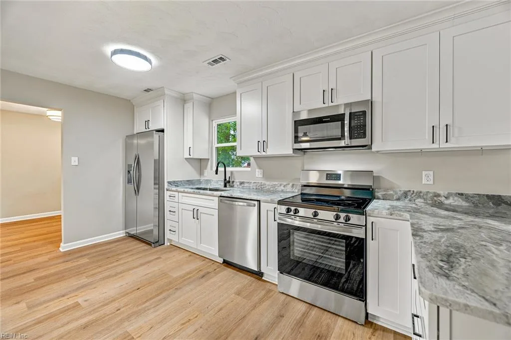 808 Holly Hedge AVE, VIRGINIA BEACH VA 23452 thumb 8