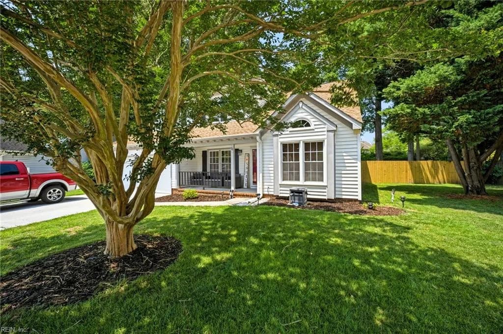 11 Pin Oak CT, HAMPTON VA 23666 - Photo 5