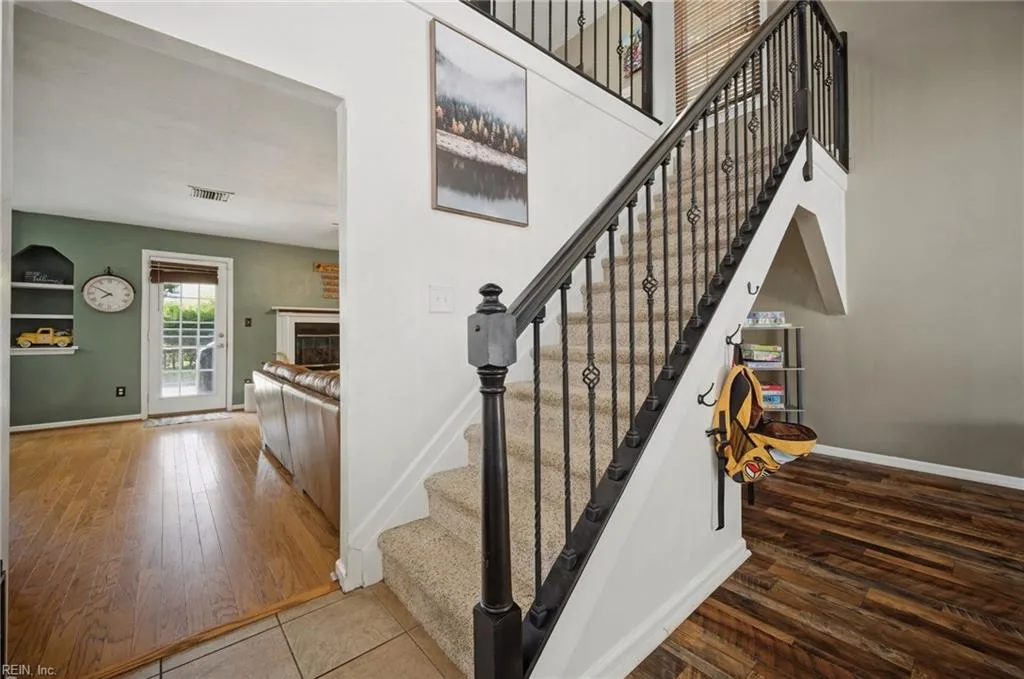 11 Pin Oak CT, HAMPTON VA 23666 thumb 7