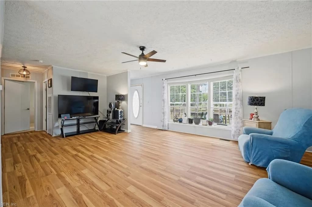 9025 Mill Swamp RD, SMITHFIELD VA 23430 thumb 6