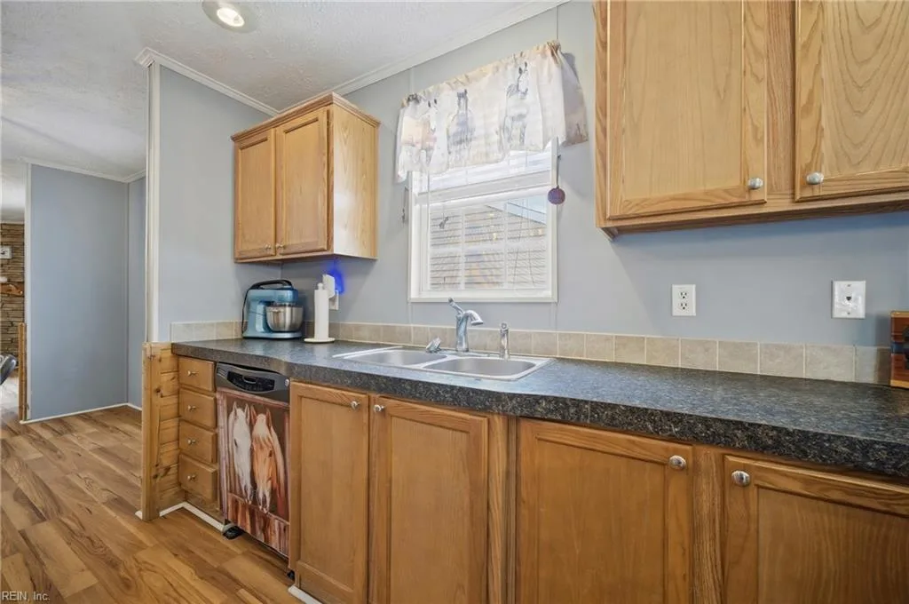 9025 Mill Swamp RD, SMITHFIELD VA 23430 thumb 9