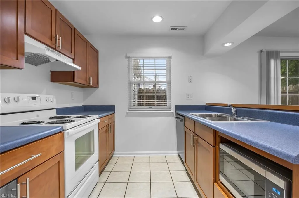 264 Ferdinand CIR, VIRGINIA BEACH VA 23462 thumb 10
