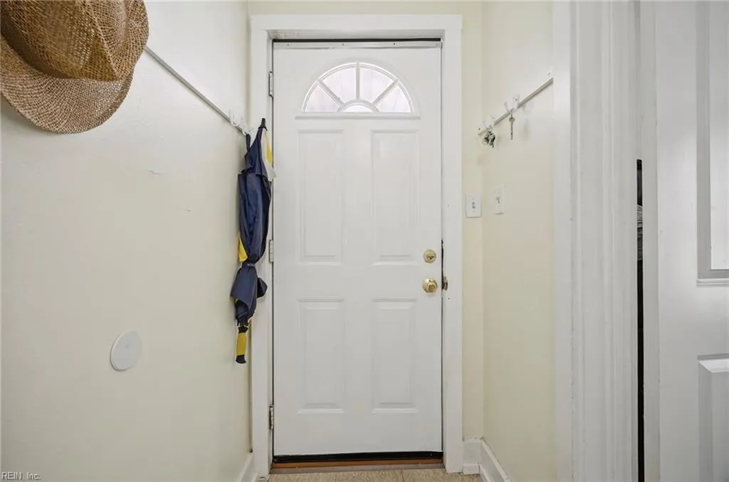 112 Station RD, CHESAPEAKE VA 23322 thumb 8