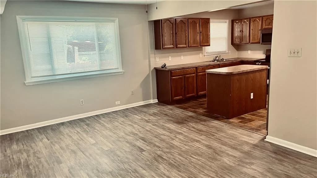 1221 WEST AVE, HAMPTON VA 23669 thumb 6