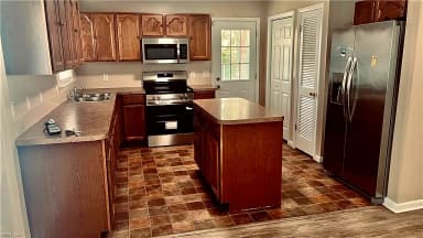 1221 WEST AVE, HAMPTON VA 23669 thumb 8