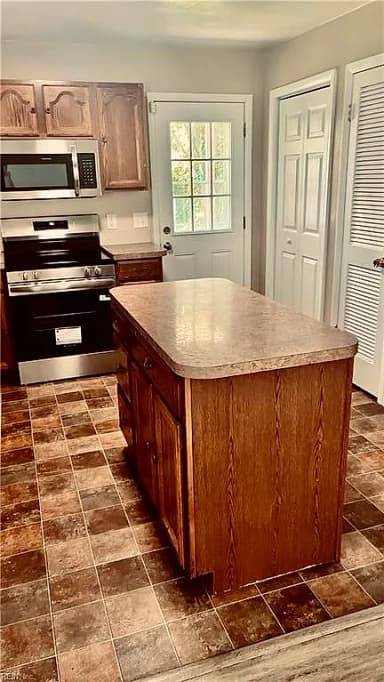 1221 WEST AVE, HAMPTON VA 23669 thumb 10