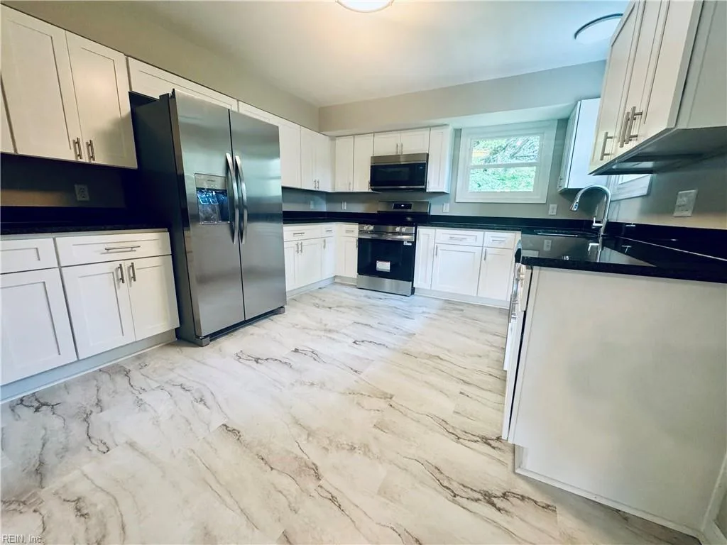 2 Richland DR, NEWPORT NEWS VA 23608 thumb 8