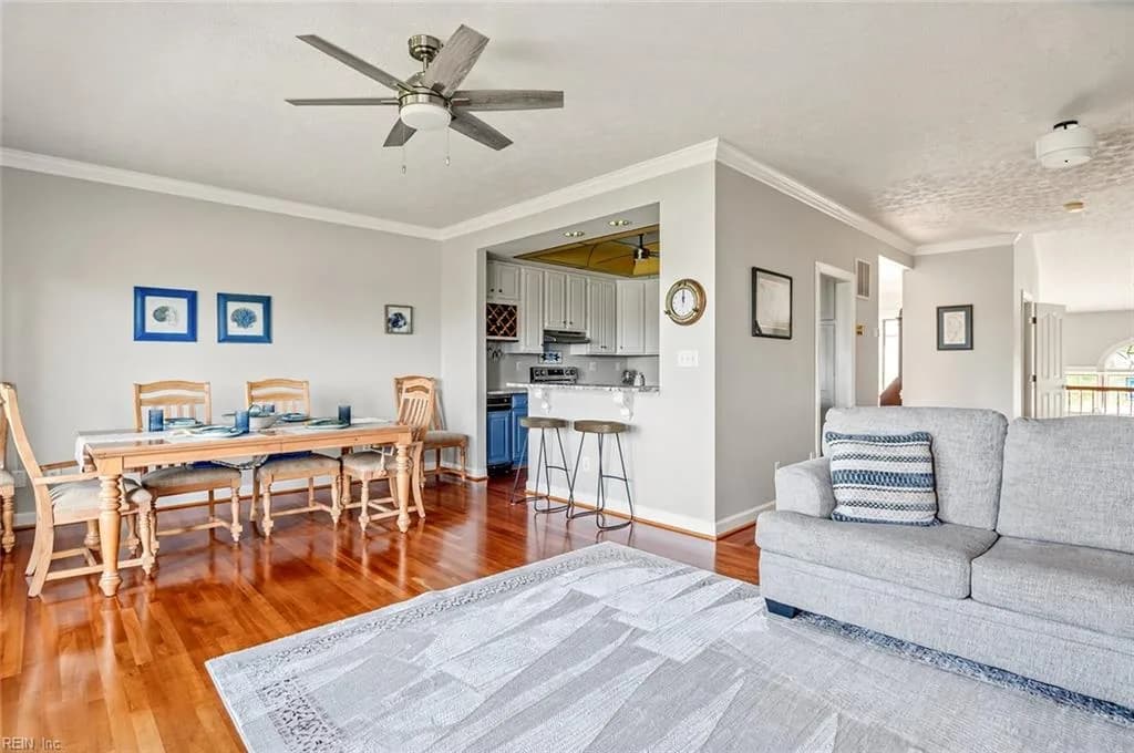 21 Mizzen CIR #14, HAMPTON VA 23664 - Photo 3
