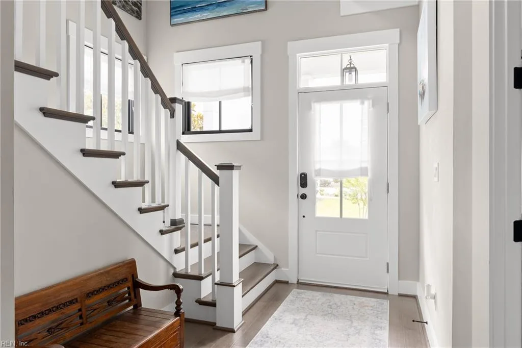 9525 Marina DR, NORFOLK VA 23518 - Photo 4