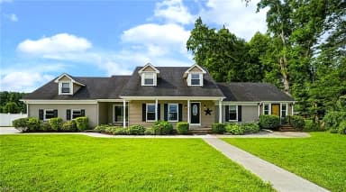 1833 Benefit RD, CHESAPEAKE VA 23322 thumb 3