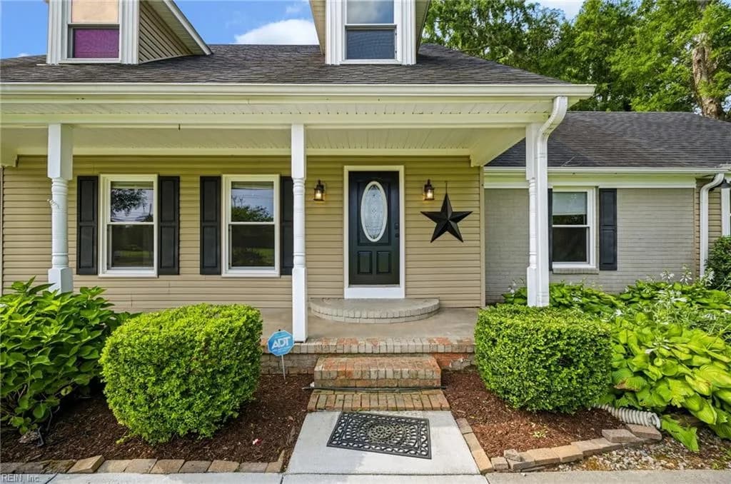 1833 Benefit RD, CHESAPEAKE VA 23322 thumb 6