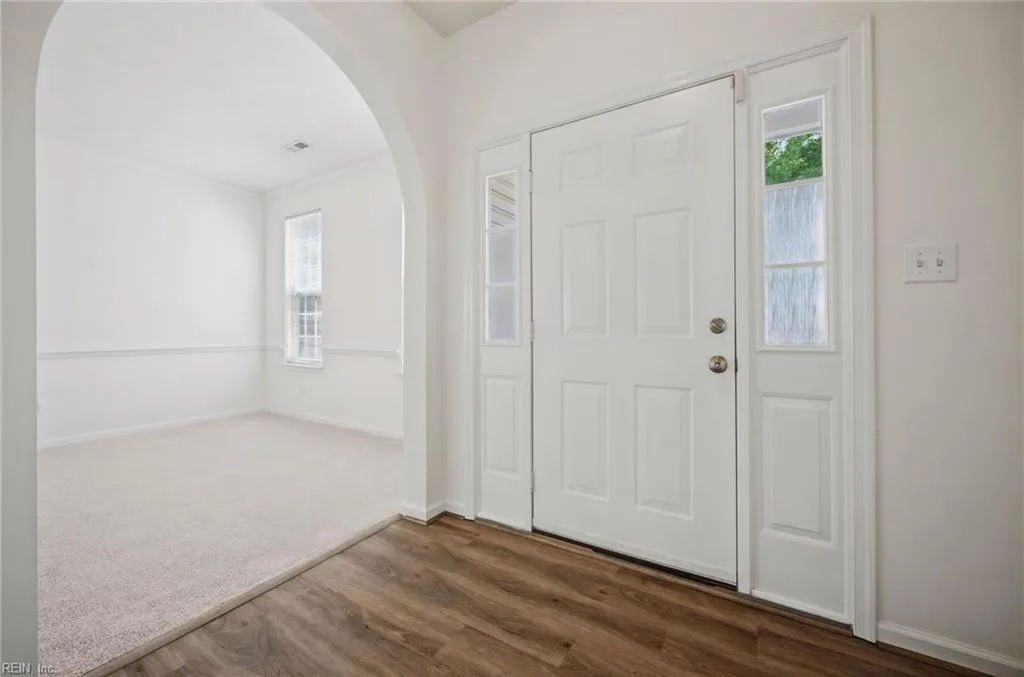 492 Shakespeare DR, VIRGINIA BEACH VA 23452 - Photo 5
