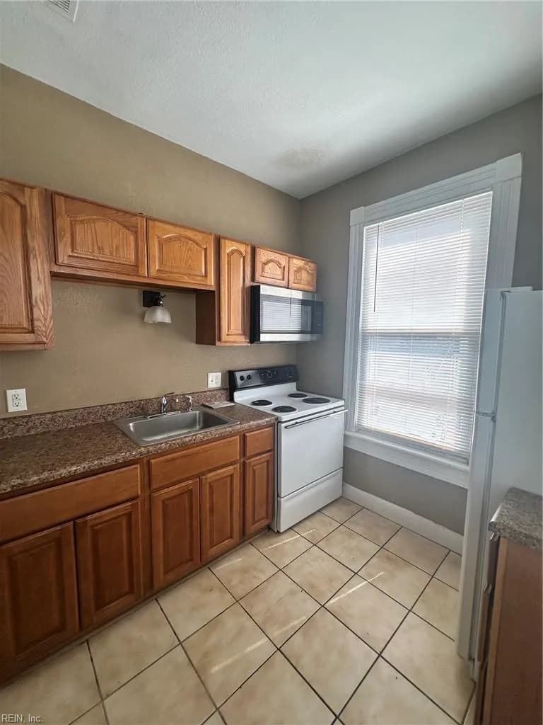 710 Dinwiddie ST, PORTSMOUTH VA 23704 thumb 6