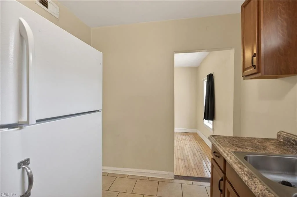 1110 35th ST, NEWPORTNEWS VA 23607 thumb 12