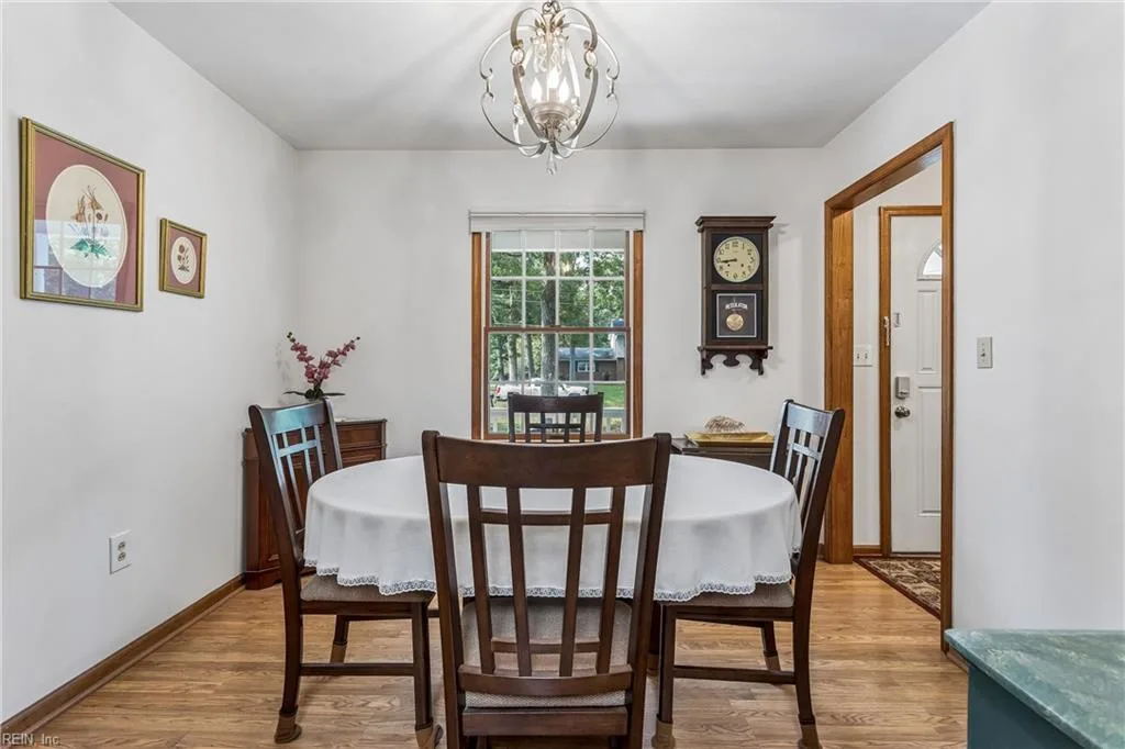 400 MEADOWFIELD RD, YORKTOWN VA 23692 thumb 9