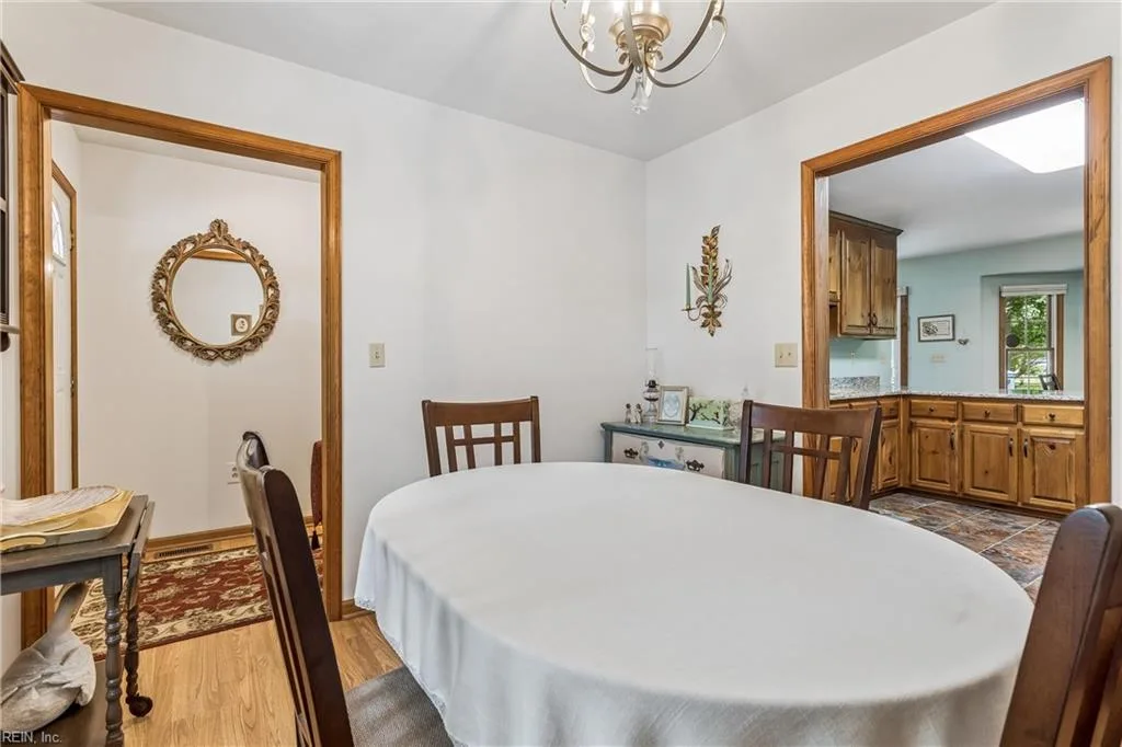 400 MEADOWFIELD RD, YORKTOWN VA 23692 thumb 10