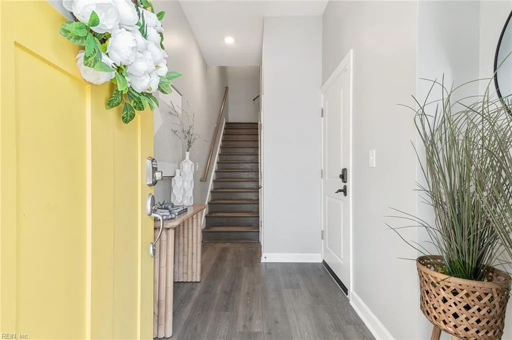 4108 Pleasant AVE, NORFOLK VA 23518 - Photo 5