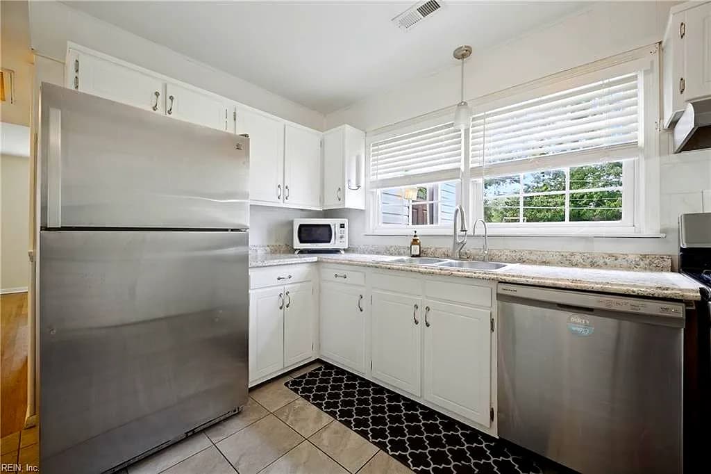 58 Hall RD, HAMPTON VA 23664 thumb 8