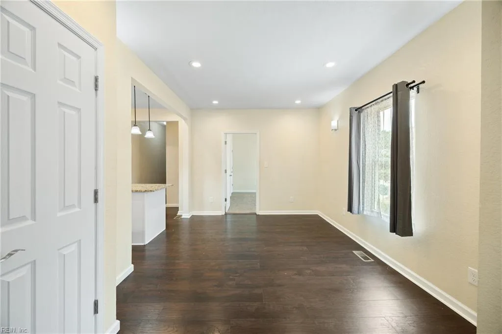 831 W 35th ST, NORFOLK VA 23508 thumb 9