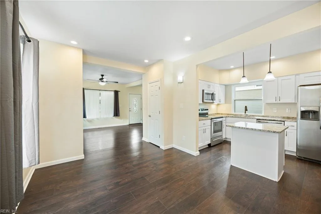 831 W 35th ST, NORFOLK VA 23508 thumb 10
