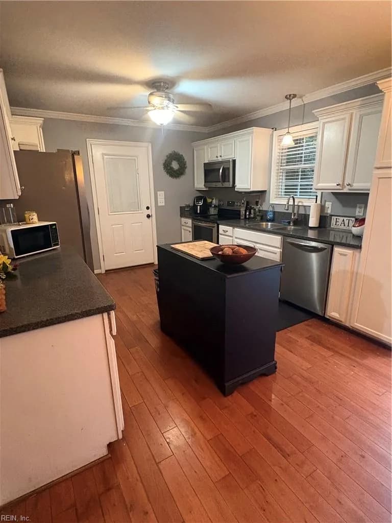 5494 T C Walker RD, GLOUCESTER VA 23061 thumb 7