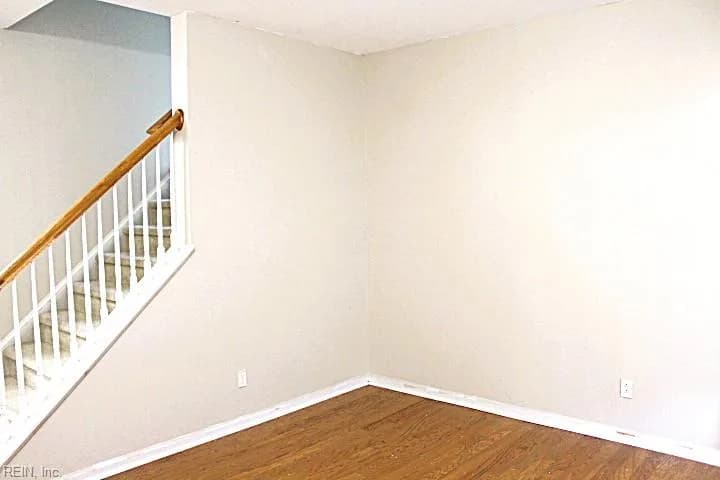 217 Benthall RD, HAMPTON VA 23664 - Photo 5