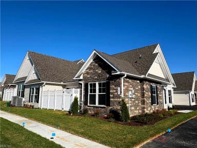 203 Oxford AVE #39-4, SMITHFIELD VA 23430 thumb 1