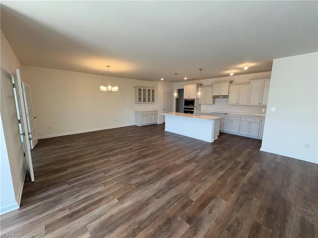 203 Oxford AVE #39-4, SMITHFIELD VA 23430 - Photo 5