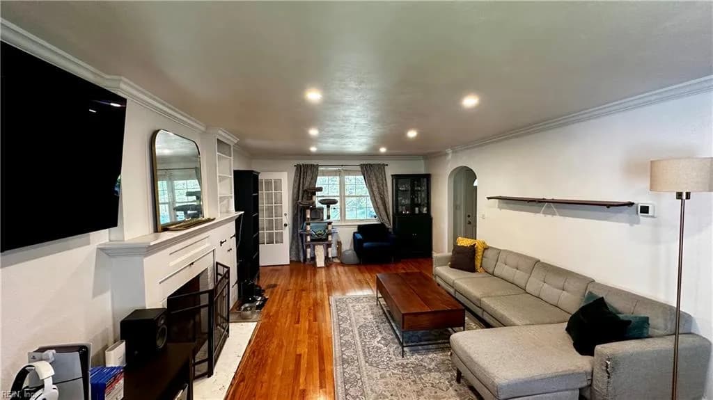 6301 Monroe PL, NORFOLK VA 23508 - Photo 5