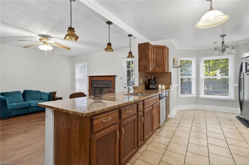 882 Belvoir CIR, NEWPORTNEWS VA 23608 thumb 11