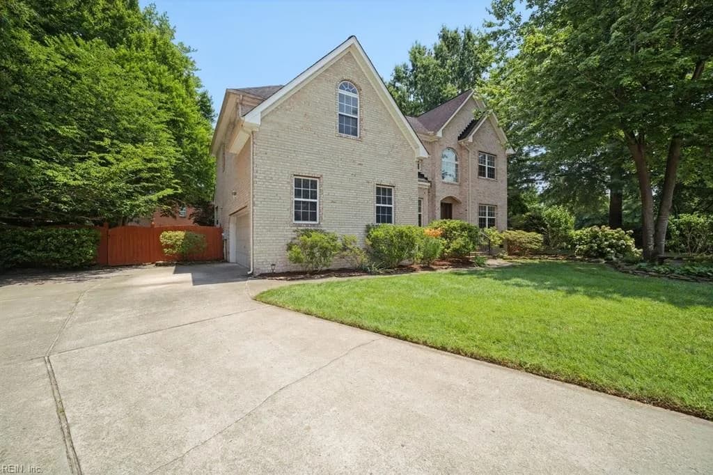 707 River Gate CT, CHESAPEAKE VA 23322 - Photo 3