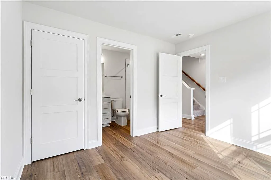 105 Bracewell LN, YORKTOWN VA 23692 thumb 10