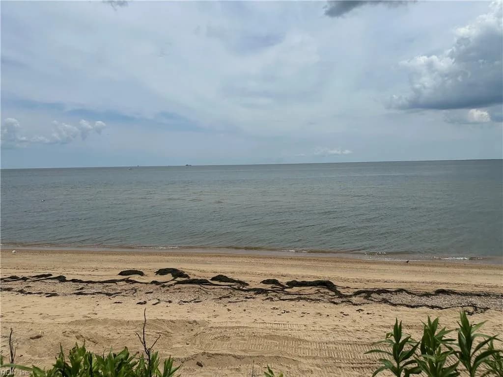 266 W Ocean View AVE, NORFOLK VA 23503 thumb 8