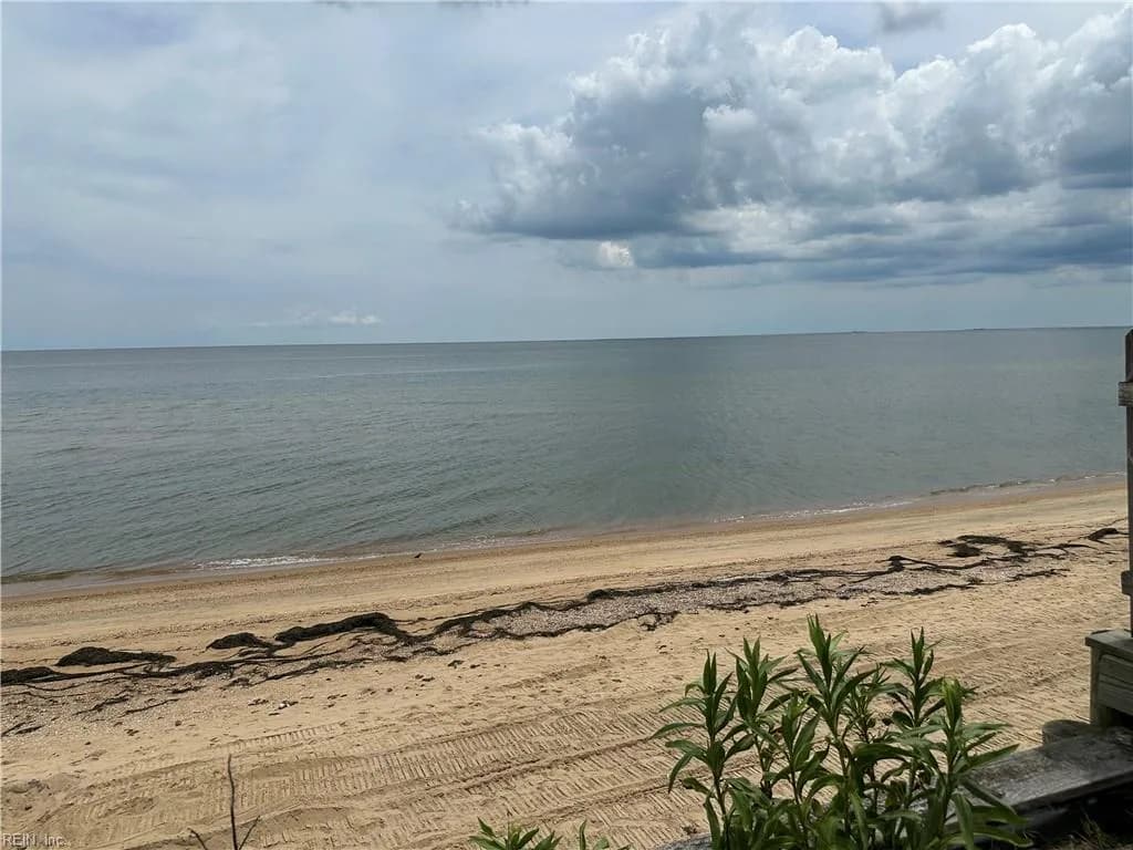 266 W Ocean View AVE, NORFOLK VA 23503 thumb 9