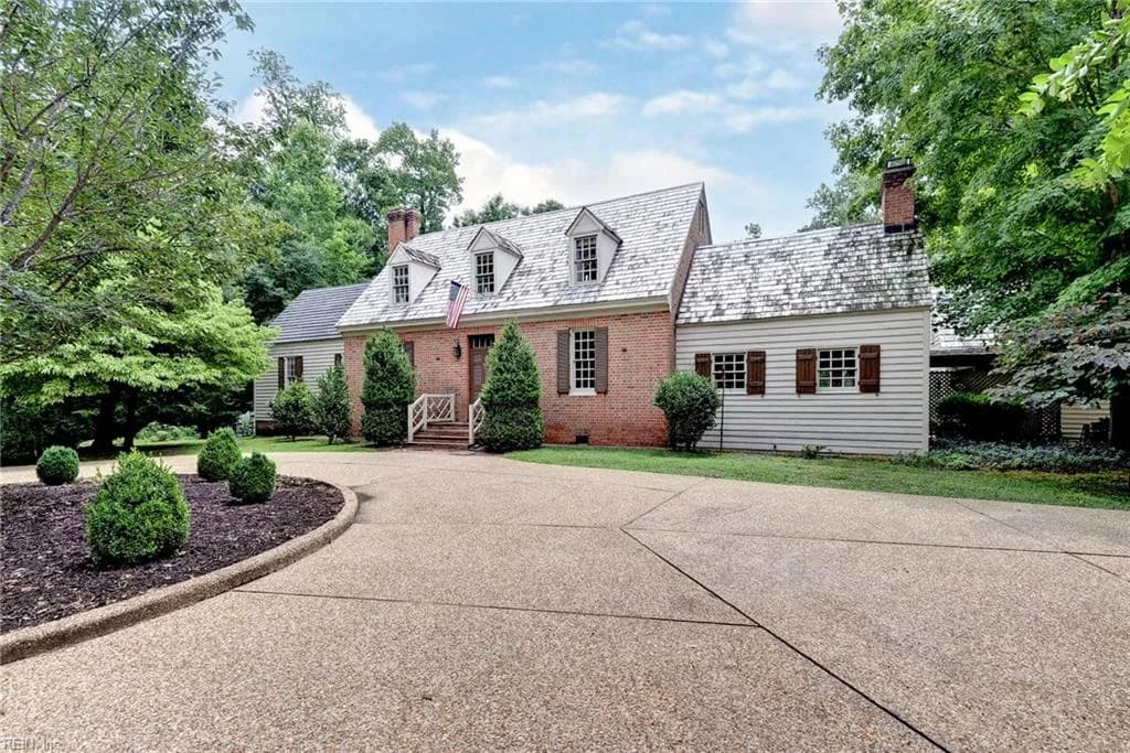 120 Horseshoe DR, WILLIAMSBURG VA 23185 - Photo 4