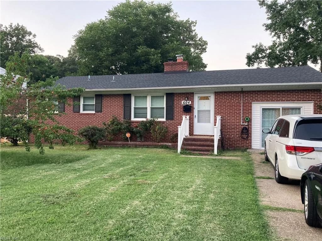 604 Cromer CT, HAMPTON VA 23661 - Main photo