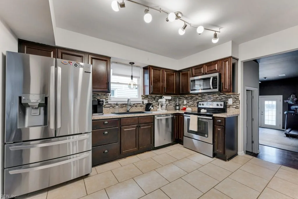 1680 Dylan DR, VIRGINIABEACH VA 23464 thumb 9