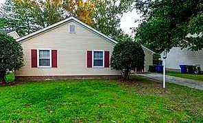 482 Wyn DR, NEWPORT NEWS VA 23608 thumb 3