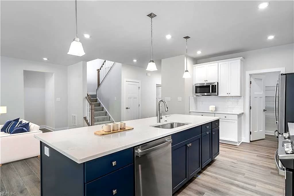 308 Pocosin PATH, POQUOSON VA 23662 - Photo 3