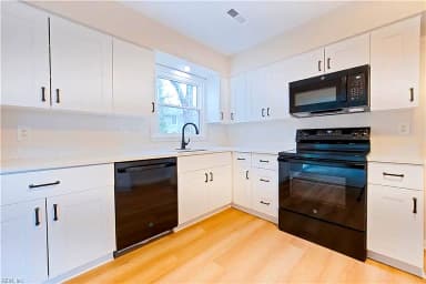 171 King Richard PL, NEWPORT NEWS VA 23602 thumb 8