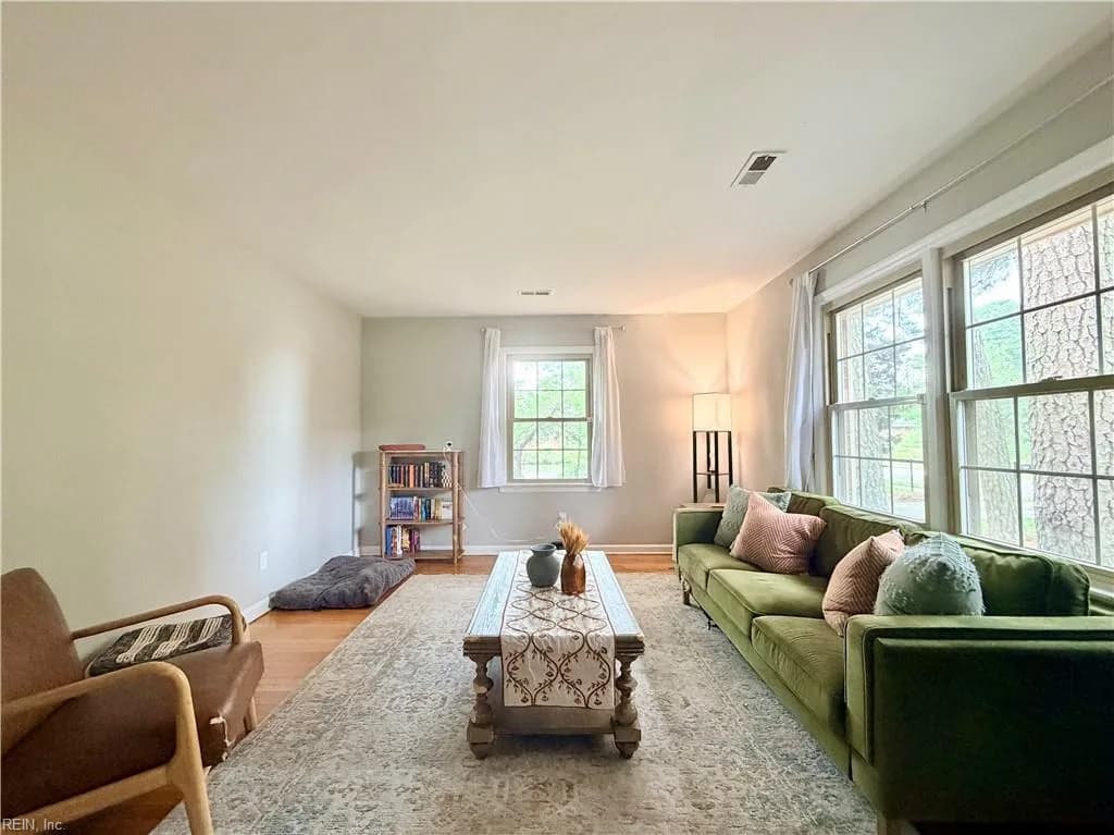 346 W McGinnis CIR, NORFOLK VA 23502 thumb 8
