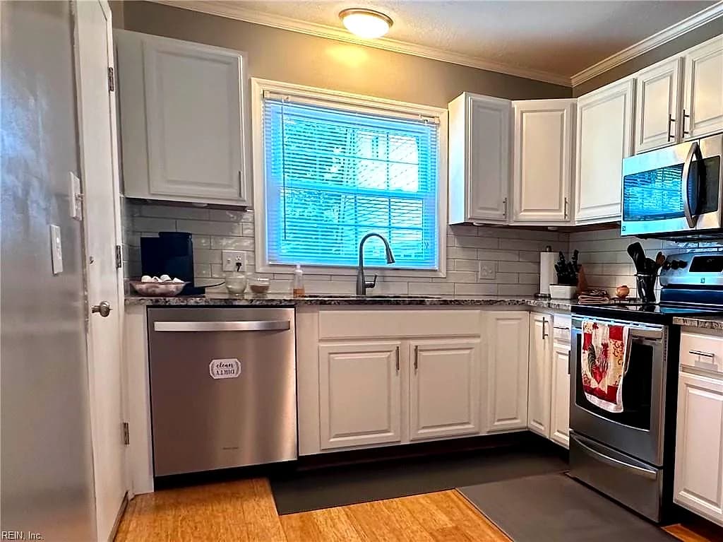 1708 Seaford RD, SEAFORD VA 23696 thumb 7
