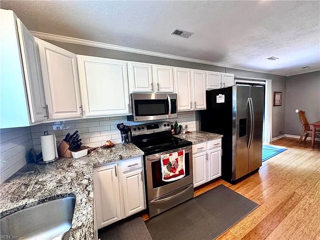 1708 Seaford RD, SEAFORD VA 23696 thumb 8