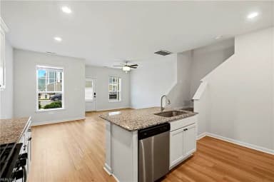 2029 Chartwell DR, NEWPORT NEWS VA 23608 thumb 11