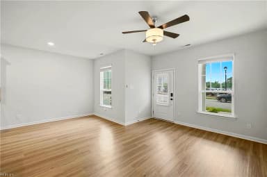2029 Chartwell DR, NEWPORT NEWS VA 23608 thumb 9