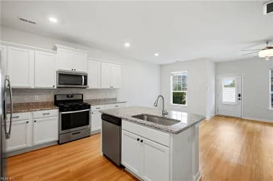 2029 Chartwell DR, NEWPORT NEWS VA 23608 thumb 10